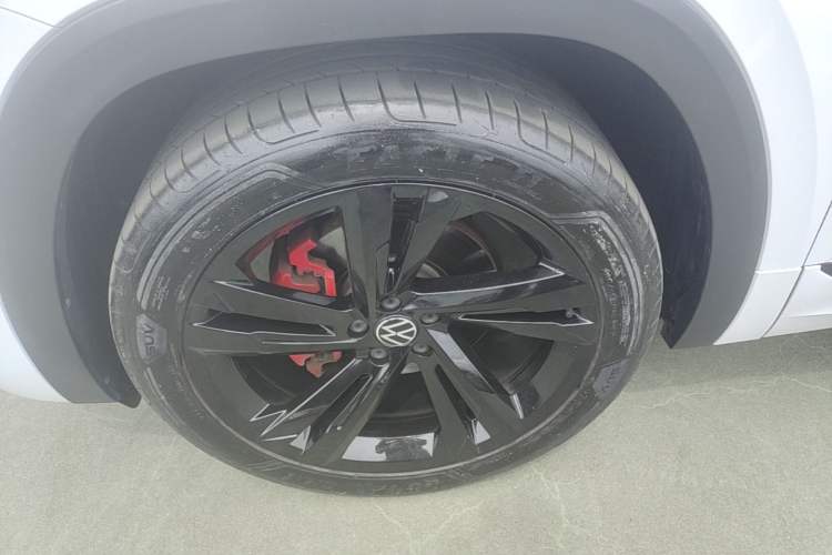 Used Volkswagen Teramont X 2023 380TSI Four-Wheel Drive Prestige Luxury Edition Left Front Wheel Hub