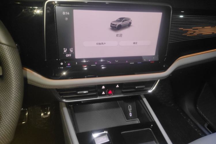 Used Volkswagen Teramont X 2024 380TSI Four-Wheel Drive Prestige Luxury Edition Audio And AC Panel