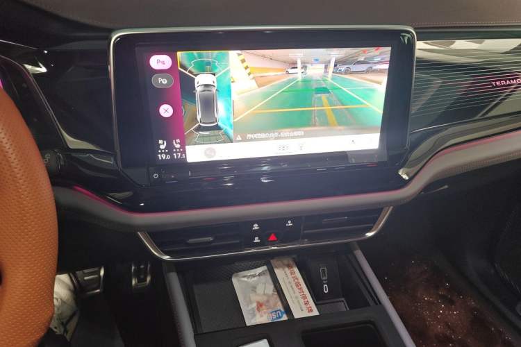 Used Volkswagen Teramont X 2024 380TSI All-Wheel Drive Longyao Edition Audio And AC Panel