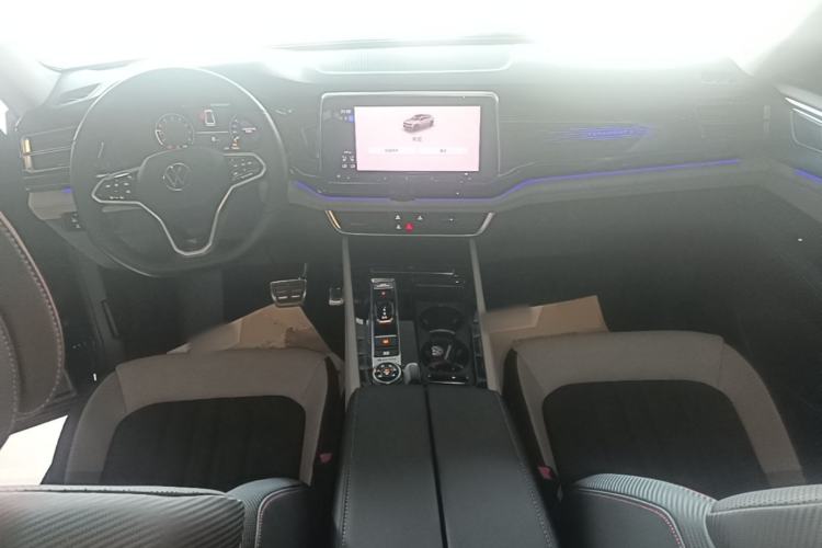 Used Volkswagen Teramont X 2024 380TSI All-Wheel Drive Longyao Edition Center Console