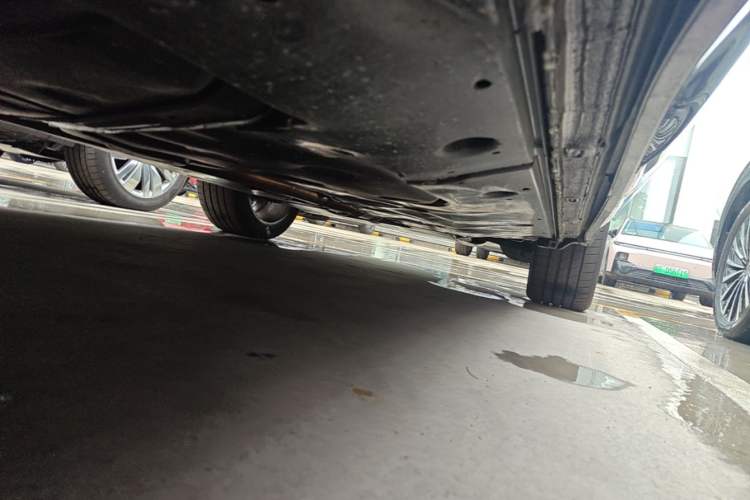 Used Volkswagen Teramont X 2024 380TSI Four-Wheel Drive Longxiang Edition Chassis Front Left