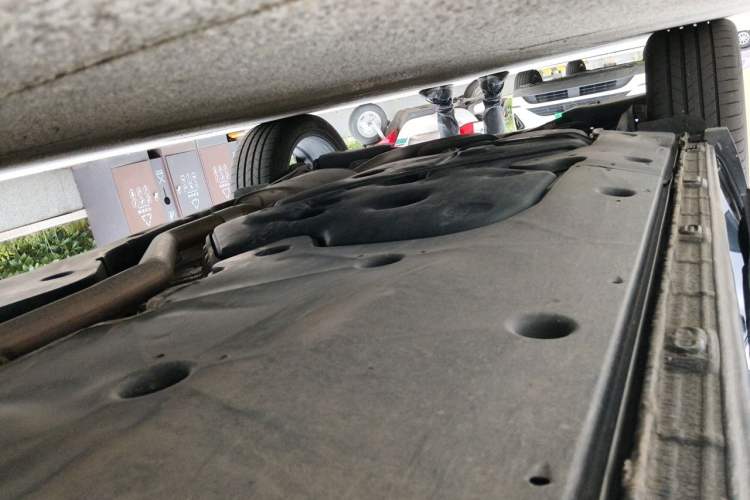 Used Volkswagen Teramont X 2024 380TSI Four-Wheel Drive Longxiang Edition Chassis Front Right