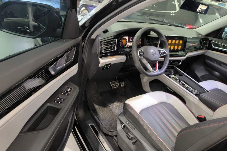 Used Volkswagen Teramont X 2024 380TSI All-Wheel Drive Longyao Edition Driver Seat