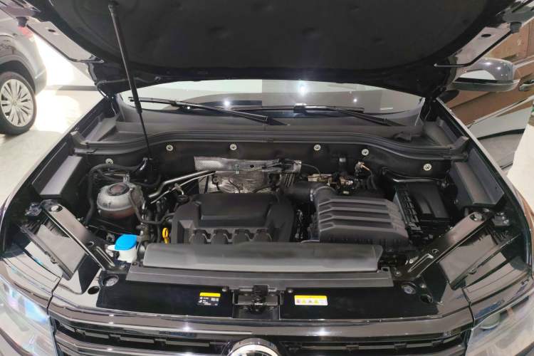 Used Volkswagen Teramont X 2024 380TSI Four-Wheel Drive Longxiang Edition Engine Bay