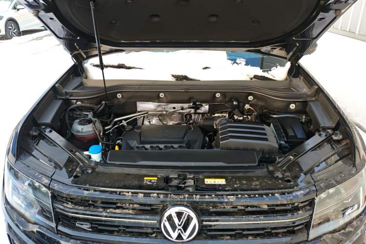 Used Volkswagen Teramont X 2024 380TSI Four-Wheel Drive Longxiang Edition Engine Bay