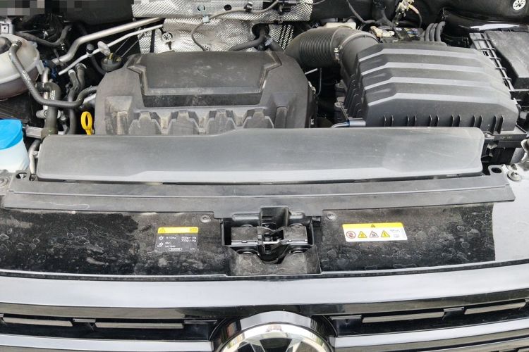 Used Volkswagen Teramont X 2024 380TSI Four-Wheel Drive Longxiang Edition Engine Bay