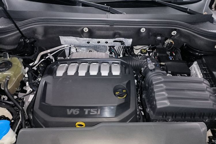 Used Volkswagen Teramont X 2024 530 V6 All-Wheel-Drive Longxiang Edition Engine Bay