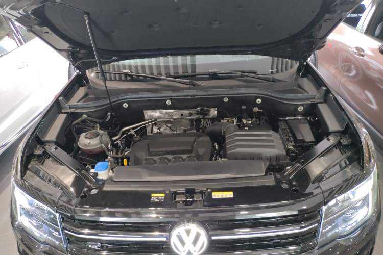 Used Volkswagen Teramont X 2024 380TSI Four-Wheel Drive Longxiang Edition Engine Bay