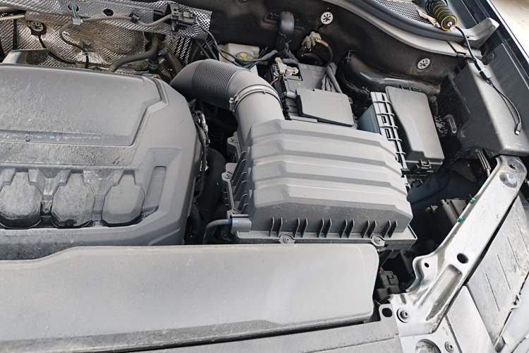 Used Volkswagen Teramont X 2024 380TSI All-Wheel Drive Longyao Edition Engine Bay Left