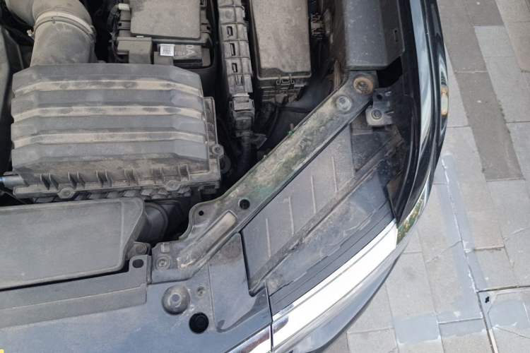 Used Volkswagen Teramont X 2024 380TSI All-Wheel Drive Longyao Edition Engine Bay Left