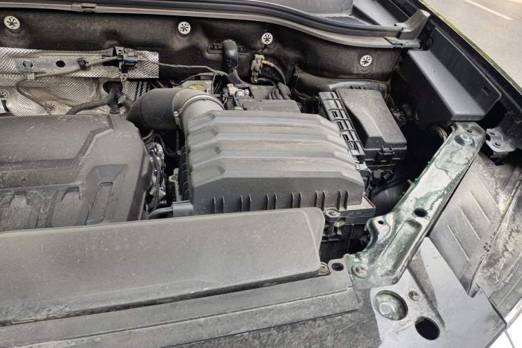 Used Volkswagen Teramont X 2024 380TSI Four-Wheel Drive Prestige Luxury Edition Engine Bay Left