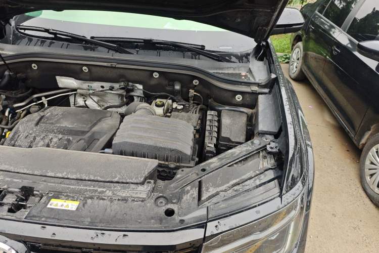 Used Volkswagen Teramont X 2024 380TSI Four-Wheel Drive Prestige Flagship Edition Engine Bay Left