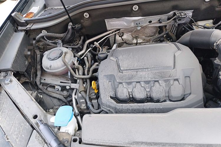 Used Volkswagen Teramont X 2024 380TSI All-Wheel Drive Longyao Edition Engine Bay Right