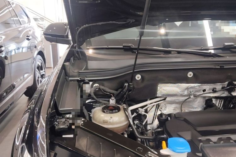 Used Volkswagen Teramont X 2024 380TSI Four-Wheel Drive Prestige Luxury Edition Engine Bay Right
