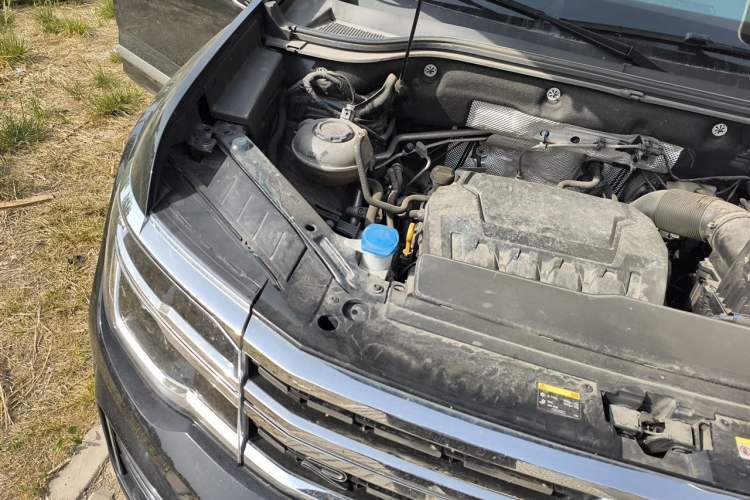Used Volkswagen Teramont X 2024 380TSI Four-Wheel Drive Prestige Luxury Edition Engine Bay Right