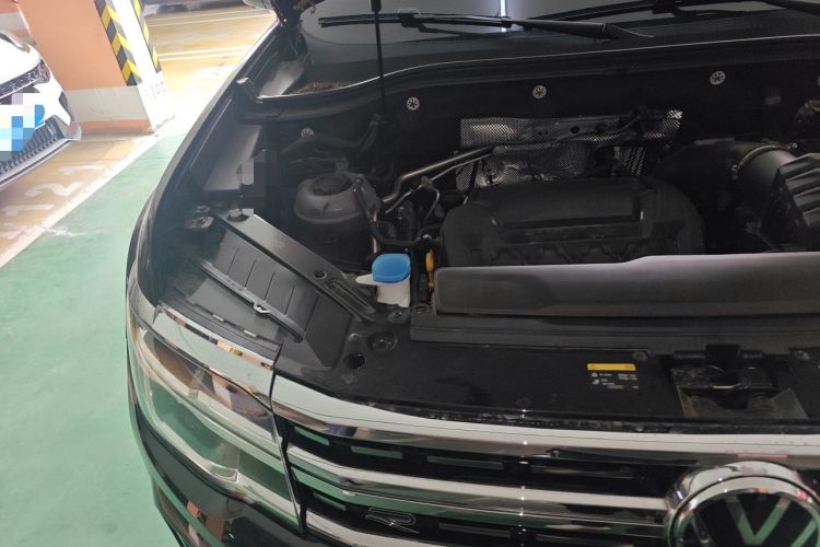 Used Volkswagen Teramont X 2024 380TSI All-Wheel Drive Longyao Edition Engine Bay Right