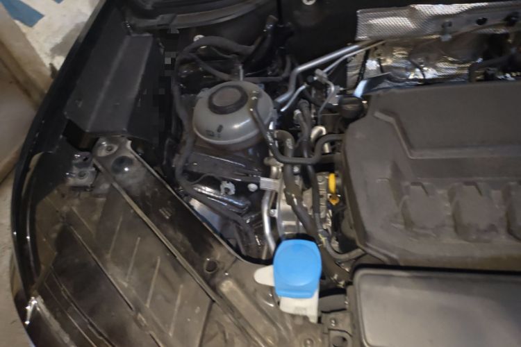 Used Volkswagen Teramont X 2024 380TSI All-Wheel Drive Longyao Edition Engine Bay Right