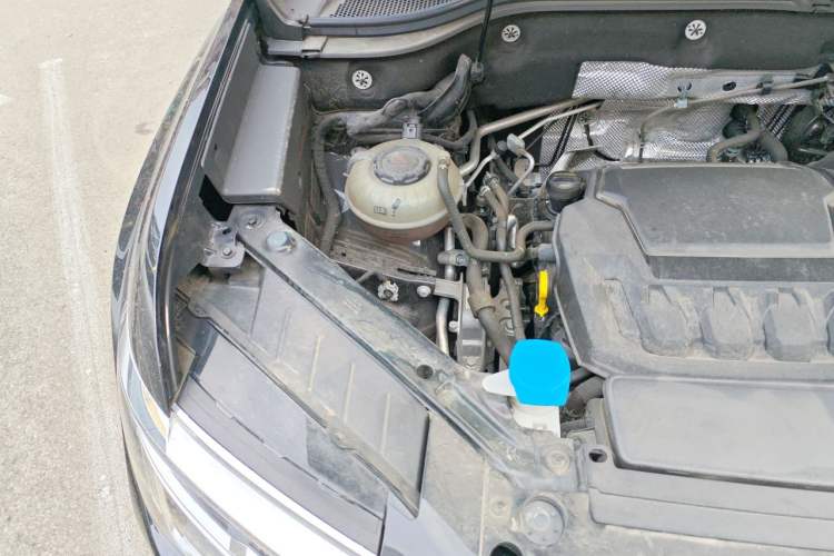 Used Volkswagen Teramont X 2024 380TSI Four-Wheel Drive Prestige Luxury Edition Engine Bay Right