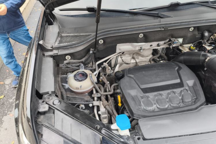 Used Volkswagen Teramont X 2024 380TSI Four-Wheel Drive Prestige Luxury Edition Engine Bay Right