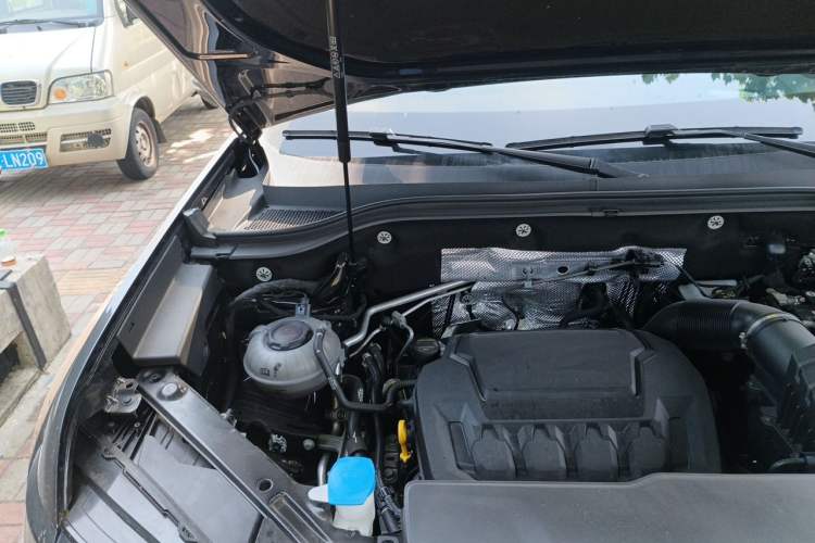 Used Volkswagen Teramont X 2024 380TSI Four-Wheel Drive Longxiang Edition Engine Bay Right