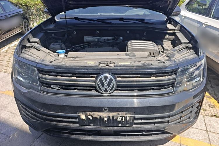 Used Volkswagen Teramont X 2024 380TSI Four-Wheel Drive Longxiang Edition Engine Bay
