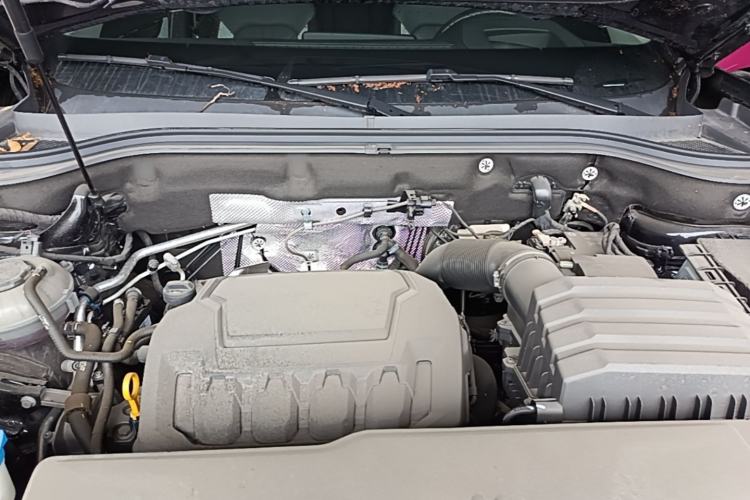 Used Volkswagen Teramont X 2024 380TSI Four-Wheel Drive Longxiang Edition Engine Bay