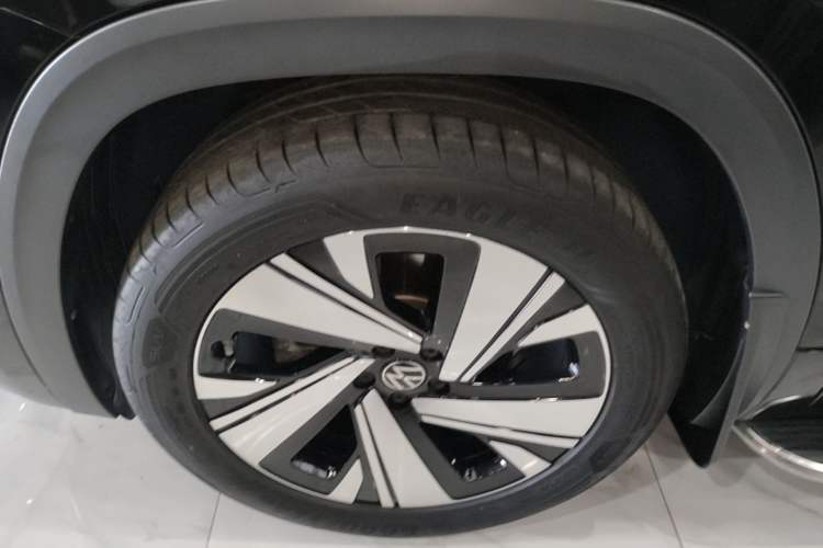 Used Volkswagen Teramont X 2024 380TSI All-Wheel Drive Longyao Edition Exterior 4