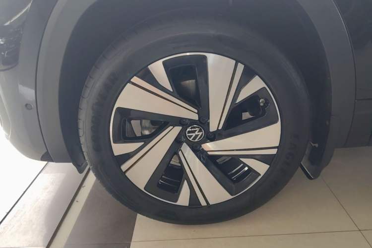 Used Volkswagen Teramont X 2024 380TSI All-Wheel Drive Longyao Edition Exterior 4