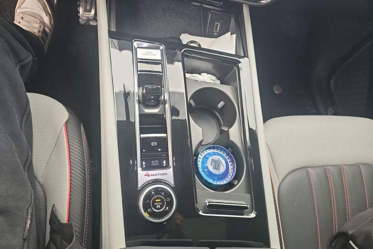Used Volkswagen Teramont X 2024 380TSI Four-Wheel Drive Prestige Luxury Edition Gear Lever