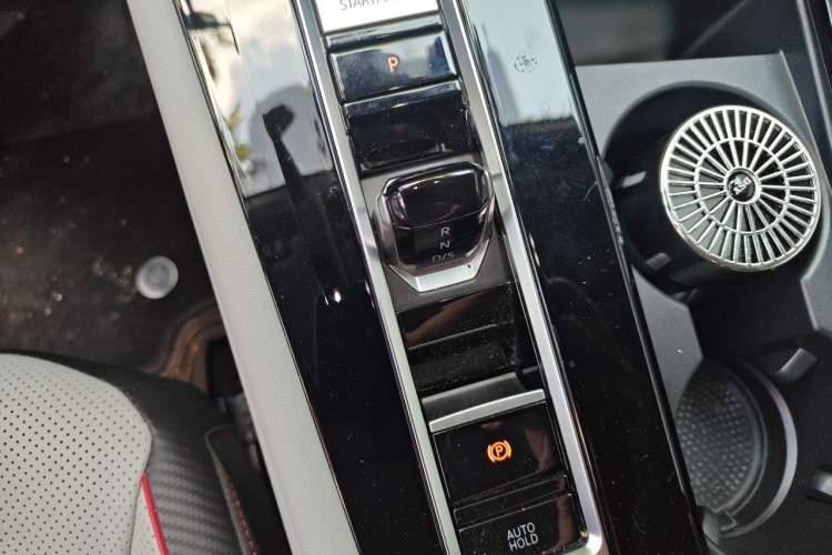 Used Volkswagen Teramont X 2024 380TSI Four-Wheel Drive Prestige Luxury Edition Gear Lever