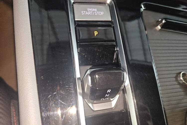 Used Volkswagen Teramont X 2024 380TSI Four-Wheel Drive Prestige Luxury Edition Gear Lever