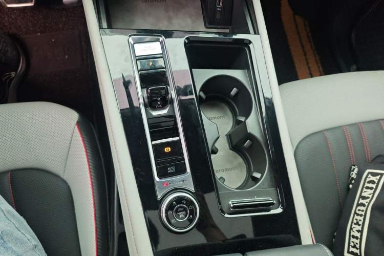 Used Volkswagen Teramont X 2024 380TSI Four-Wheel Drive Prestige Flagship Edition Gear Lever