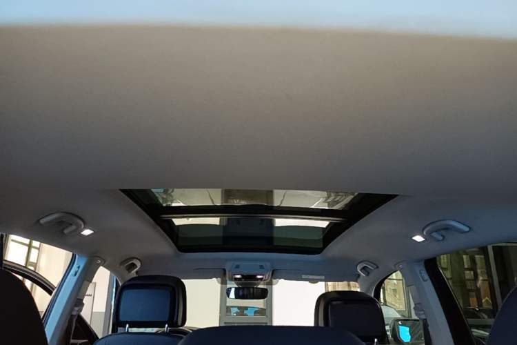 Used Volkswagen Teramont X 2024 380TSI Four-Wheel Drive Longxiang Edition Headliner