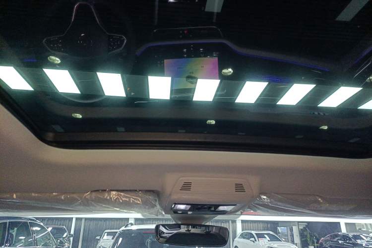 Used Volkswagen Teramont X 2024 380TSI All-Wheel Drive Longyao Edition Headliner
