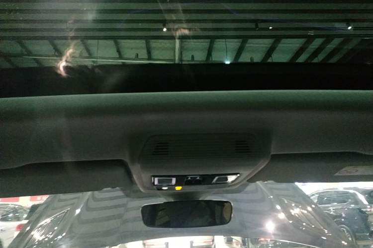 Used Volkswagen Teramont X 2024 380TSI Four-Wheel Drive Longxiang Edition Headliner
