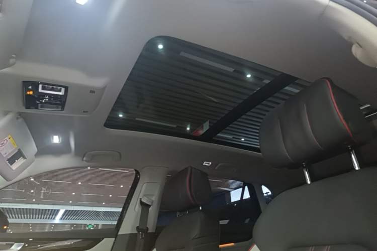 Used Volkswagen Teramont X 2024 380TSI Four-Wheel Drive Prestige Luxury Edition Headliner