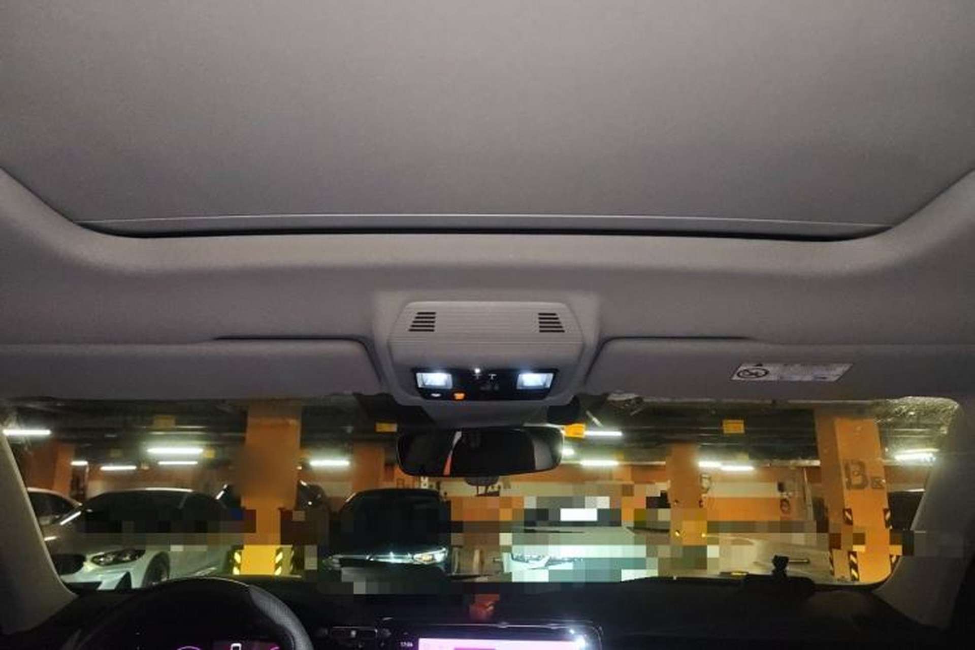 Used Volkswagen Teramont X 2024 380TSI Four-Wheel Drive Longxiang Edition Headliner