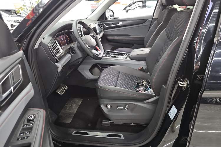 Used Volkswagen Teramont X 2024 380TSI Four-Wheel Drive Dragon Edition Interior 1
