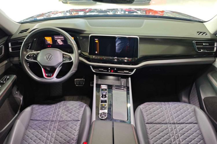 Used Volkswagen Teramont X 2024 380TSI Four-Wheel Drive Luxury Edition Interior 1