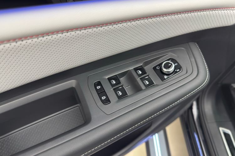 Used Volkswagen Teramont X 2024 380TSI All-Wheel Drive Longyao Edition Interior 10