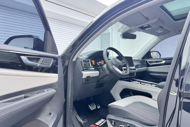 Used Volkswagen Teramont X 2024 380TSI Four-Wheel Drive Longxiang Edition Interior 3