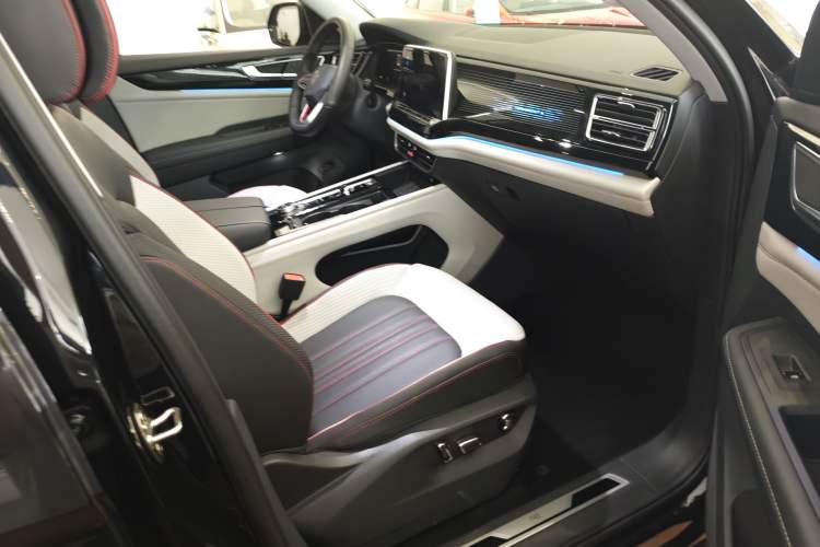 Used Volkswagen Teramont X 2024 380TSI Four-Wheel Drive Prestige Luxury Edition Interior 9