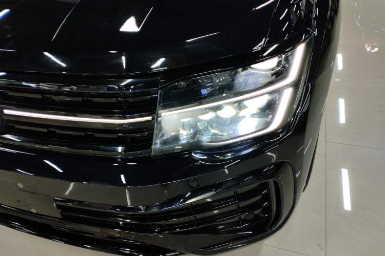 Used Volkswagen Teramont X 2024 380TSI Four-Wheel Drive Prestige Flagship Edition Left Front Headlight