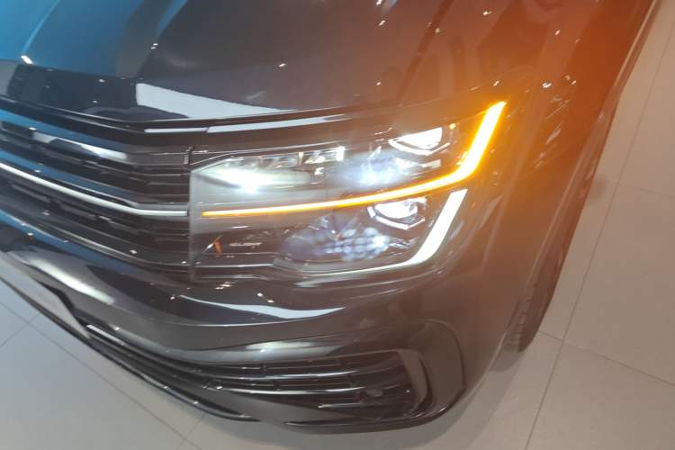 Used Volkswagen Teramont X 2024 380TSI Four-Wheel Drive Longxiang Edition Left Front Headlight