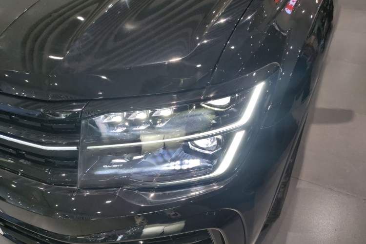 Used Volkswagen Teramont X 2024 380TSI Four-Wheel Drive Longxiang Edition Left Front Headlight