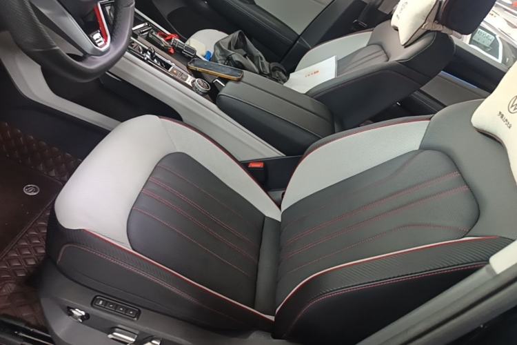 Used Volkswagen Teramont X 2024 380TSI All-Wheel Drive Longyao Edition Left Front Seat