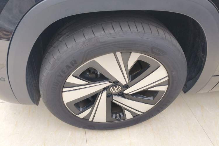 Used Volkswagen Teramont X 2024 380TSI All-Wheel Drive Longyao Edition Left Front Wheel Hub