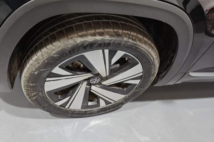 Used Volkswagen Teramont X 2024 380TSI Four-Wheel Drive Prestige Luxury Edition Left Front Wheel Hub