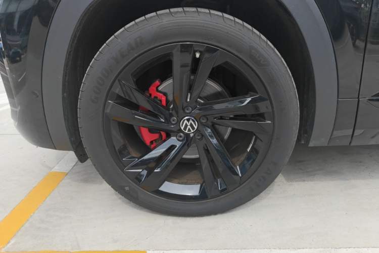 Used Volkswagen Teramont X 2024 380TSI Four-Wheel Drive Longxiang Edition Left Front Wheel Hub