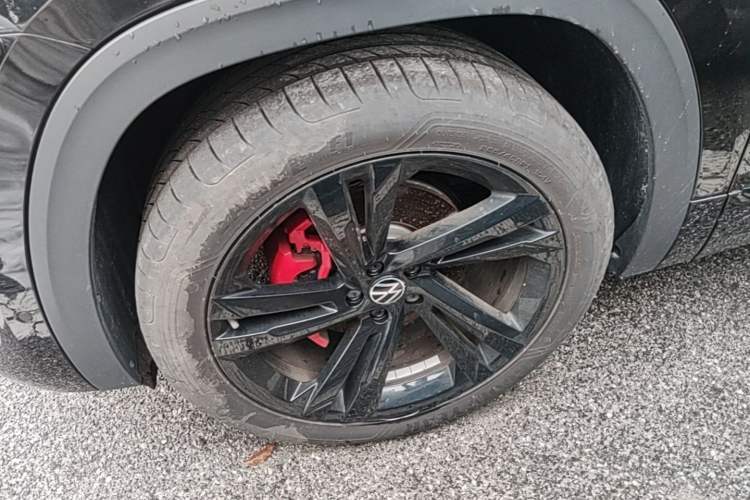 Used Volkswagen Teramont X 2024 380TSI Four-Wheel Drive Longxiang Edition Left Front Wheel Hub